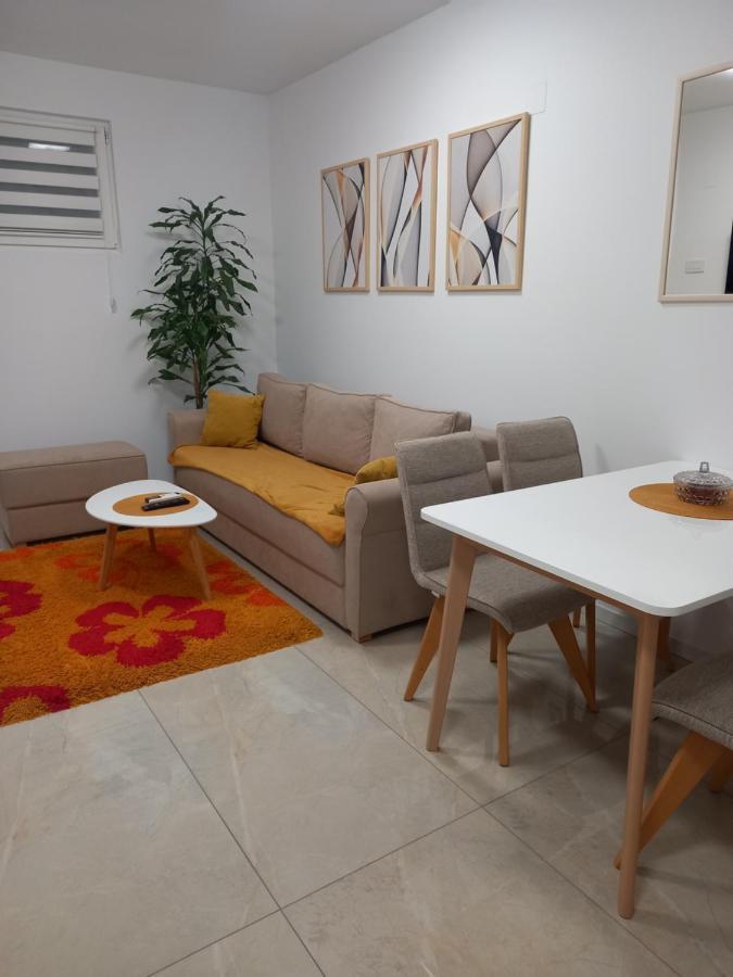 Leda Apartmani สเมเดเรโว ภายนอก รูปภาพ