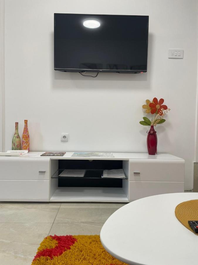Leda Apartmani สเมเดเรโว ภายนอก รูปภาพ