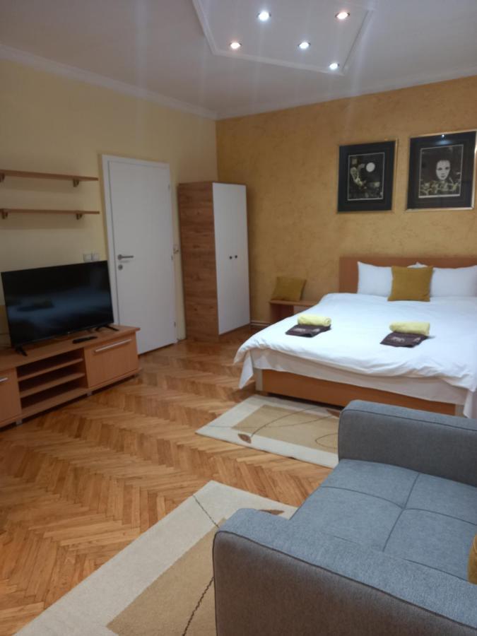 Leda Apartmani สเมเดเรโว ภายนอก รูปภาพ